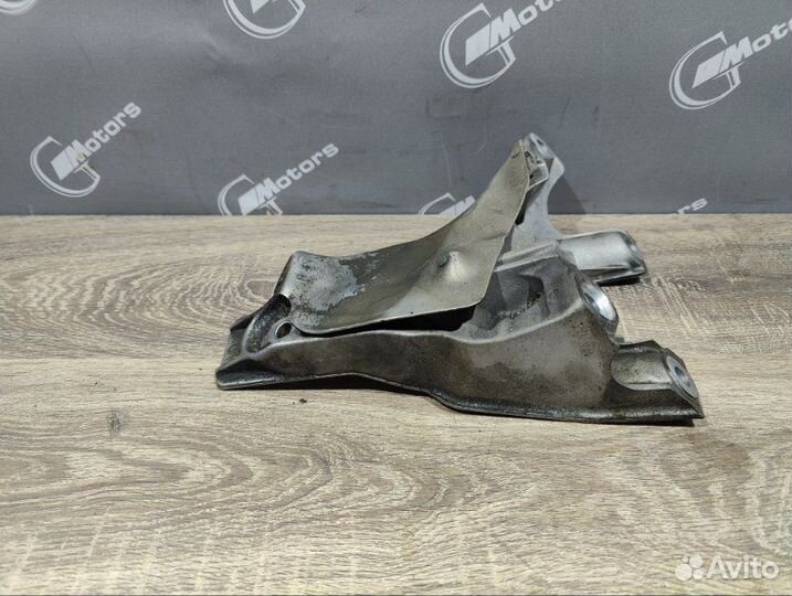 Кронштейн двигателя правый Bmw 525I E60 N52B25A