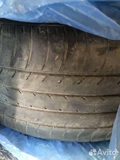 Yokohama BluEarth E70 215/55 R17