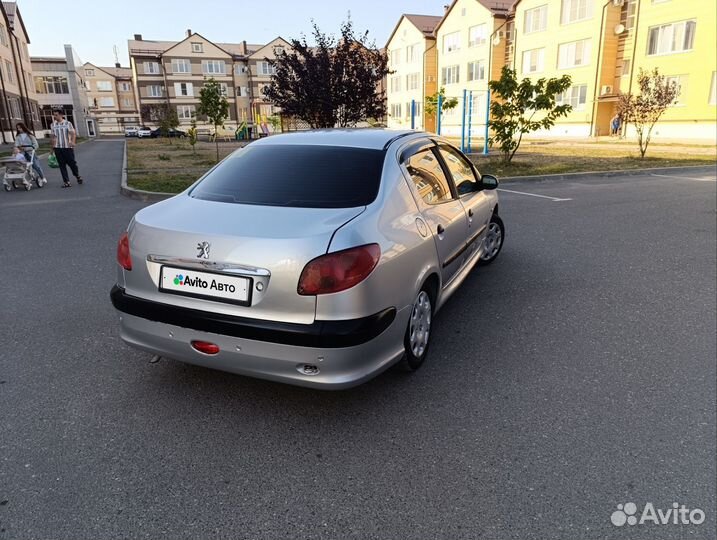 Peugeot 206 1.4 МТ, 2008, 260 000 км