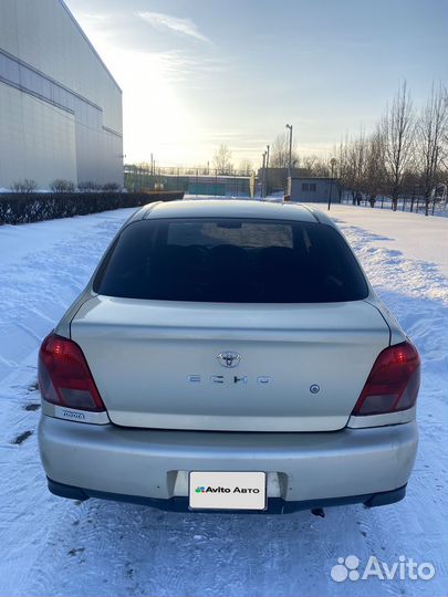 Toyota Echo 1.5 AT, 2001, 241 000 км