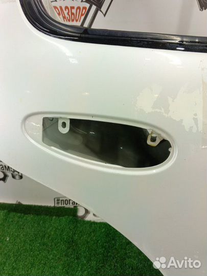 Дверь боковая задняя правая Nissan Cefiro A32