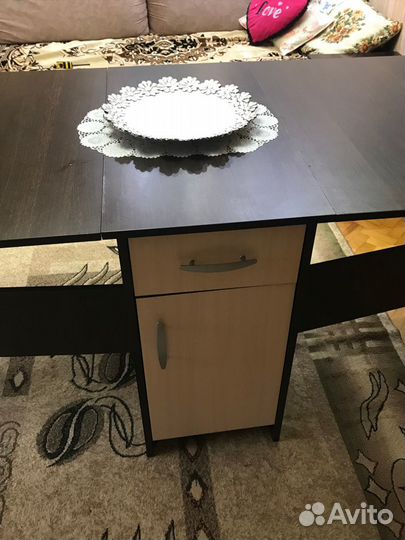 Продам стол - тумбу
