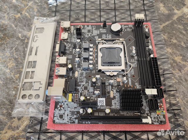 Абсолютно новая плата сокет 1155 (usb 3.0,SATA 3)