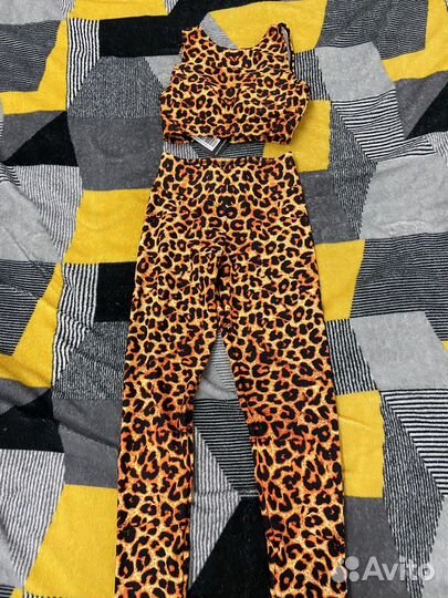 Спортивный костюм женский