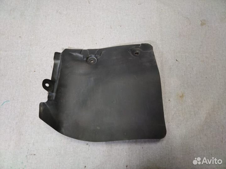 Пыльник двигателя левый Rav 4 XA 50