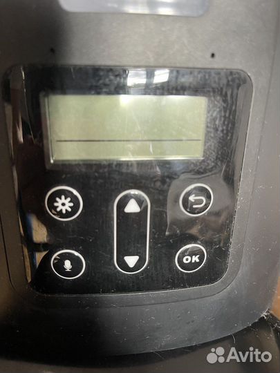 Автоматическая кормушка TuttoTuo для кошек и собак