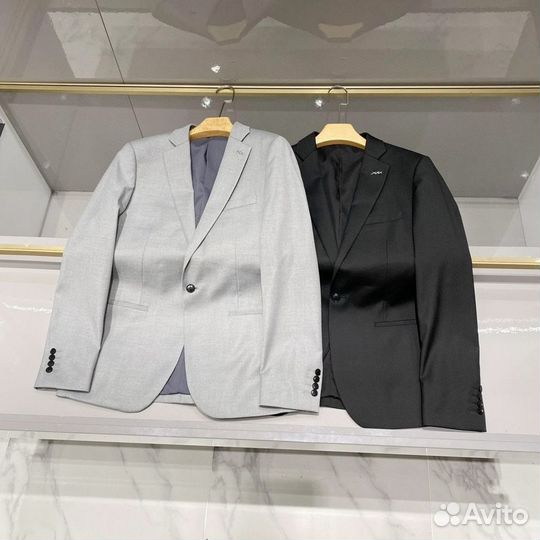 Классический костюм Ermenegildo Zegna