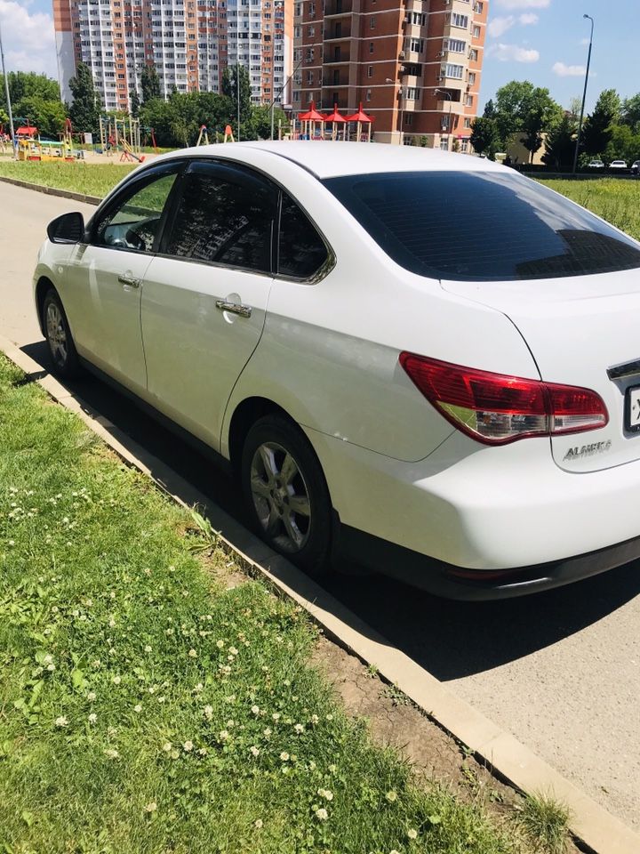 Nissan Almera: фото владельца