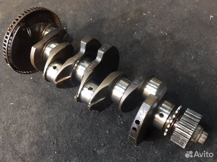 Коленвал Volkswagen Golf 4 AHL AKL AEH 1.6