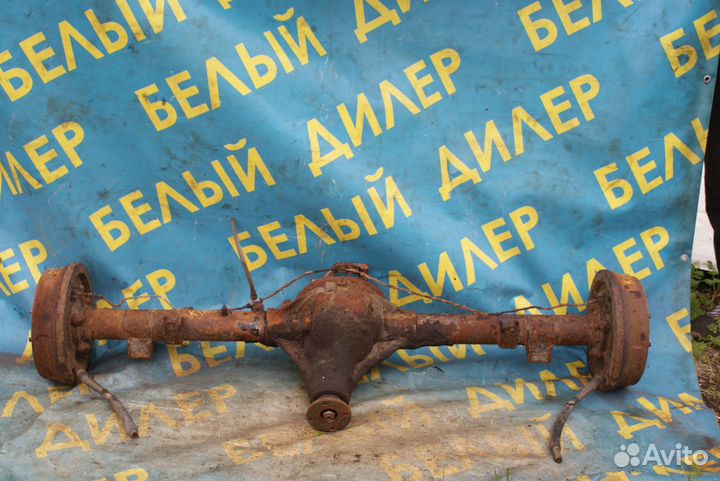 Задний мост Nissan Urvan King