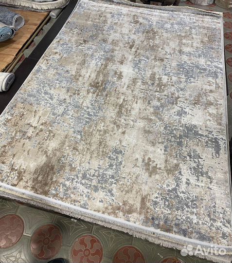 Ковер 2 на 3 новый