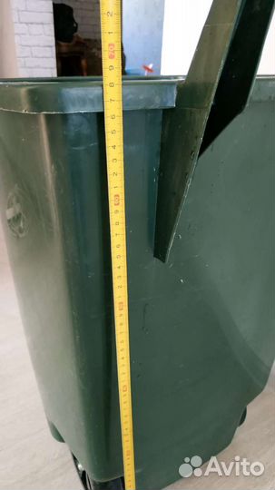 Мусорный бак Curver90 литров