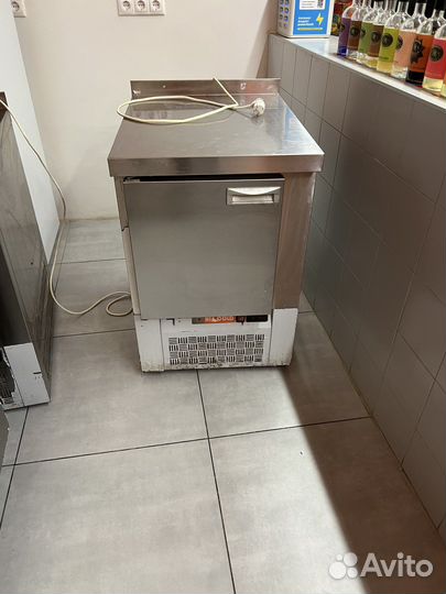 Морозильный стол hicold GNE 1/BT