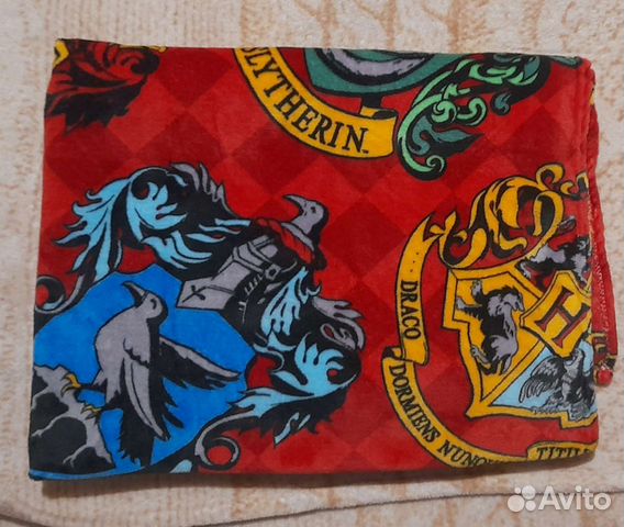 Плед с факультетами из фильма 