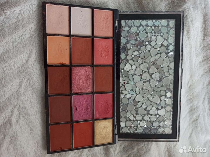 Тени Тамми танука, Mac, Nyx, revolution