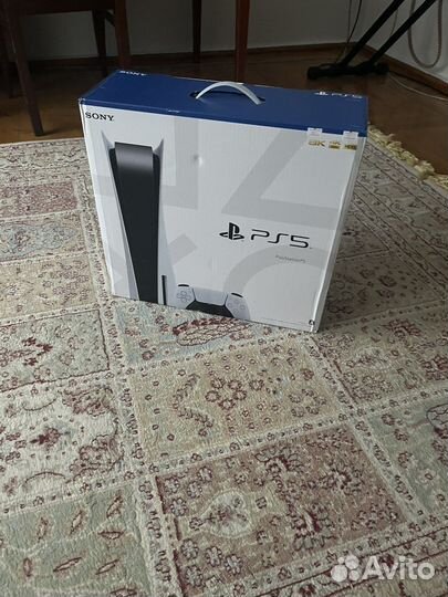 Коробка от playstation 5