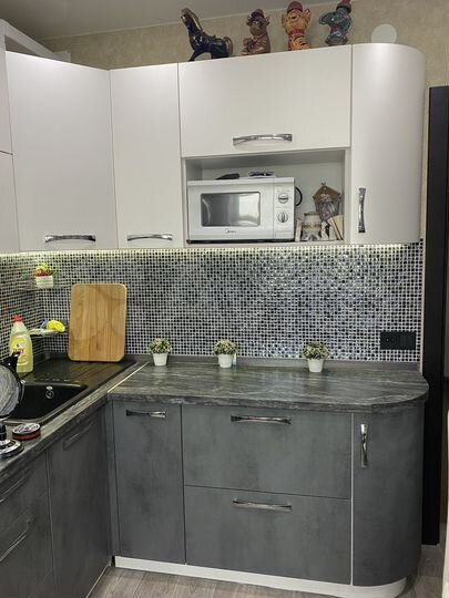 3-к. квартира, 65 м², 9/9 эт.