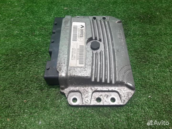 Блок управления двс Renault Megane 2 (LM0C) 2008