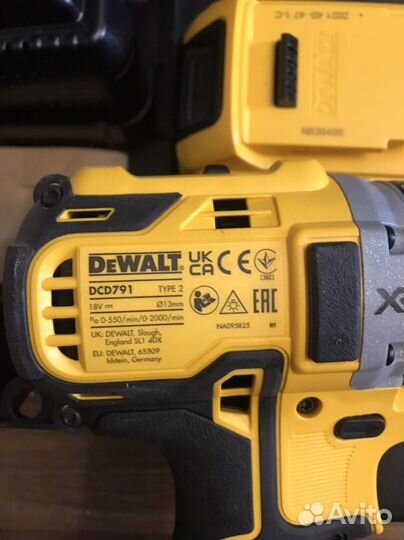 Шуруповерт Dewalt DCD791