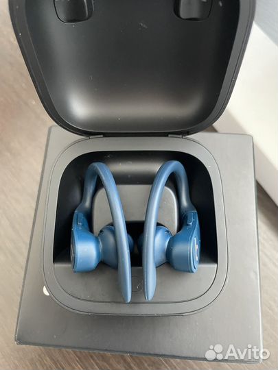 Беспроводные наушники powerbeats pro