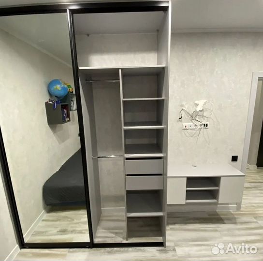 Стенка в гостиную