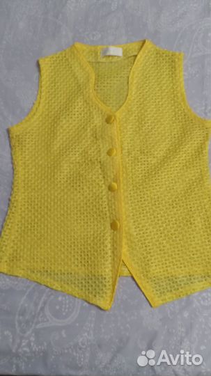 Жилет-блузка гипюр