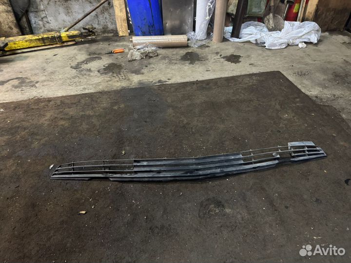 Решётка улыбка Audi 100 c3