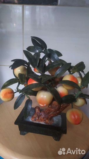 Дерево счастья, подставка и листья из нефрита