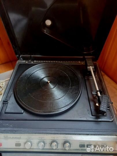 Проигрыватель винила