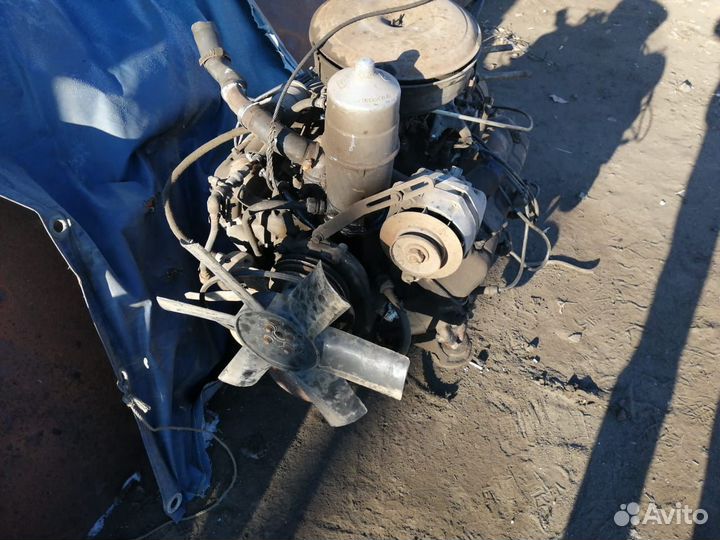 Двигатель газ