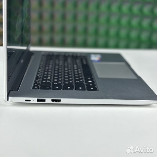 Ультрабук Huawei MateBook i5-11Gen/IrisXe/IPS