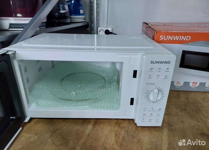 Свч Микроволновая печь Sunwind SUN-MW001