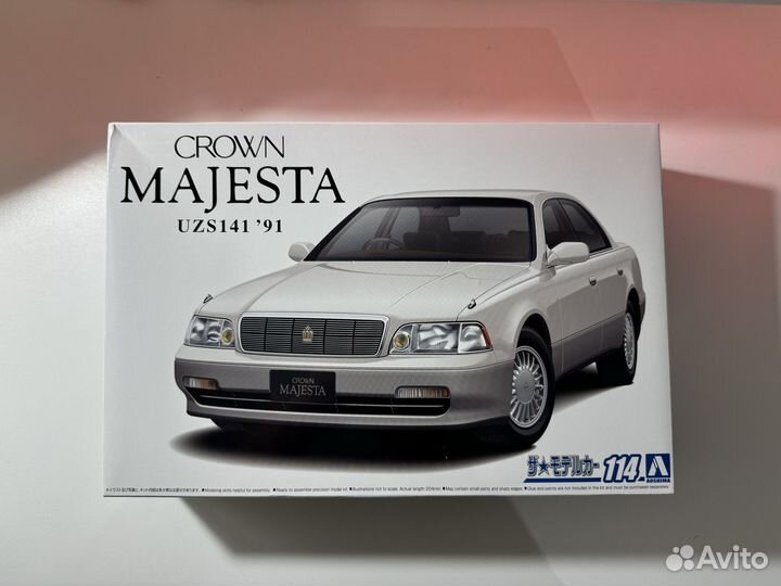Toyota Crown Majesta UZS141 + UZS151