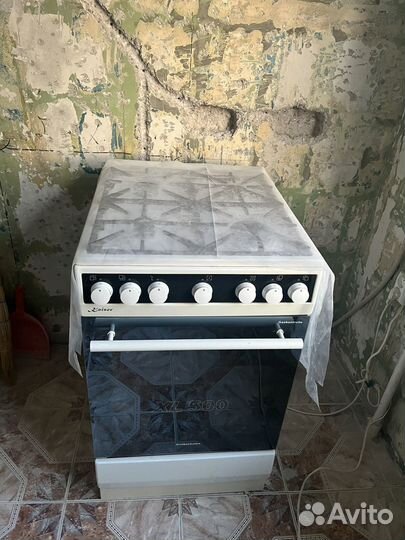 Газовая плита с газовой духовкой