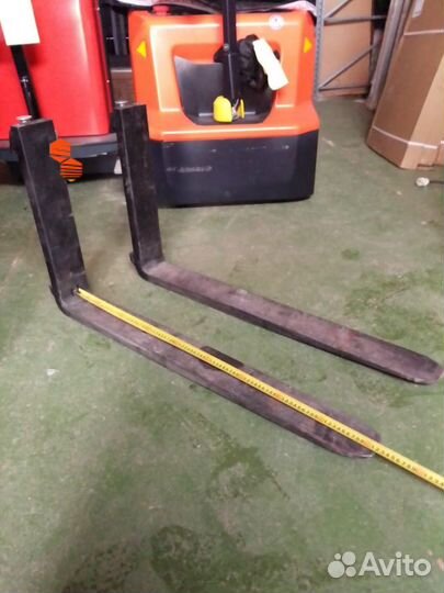 Запчасти к погрузчику: вилы, цепи, шины, камера