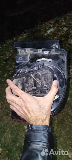 Фонарь задний левый volkswagen touareg 2009