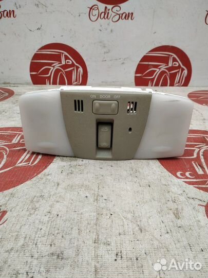 Плафон подсветки салона Infiniti Fx35 S51 VQ35HR