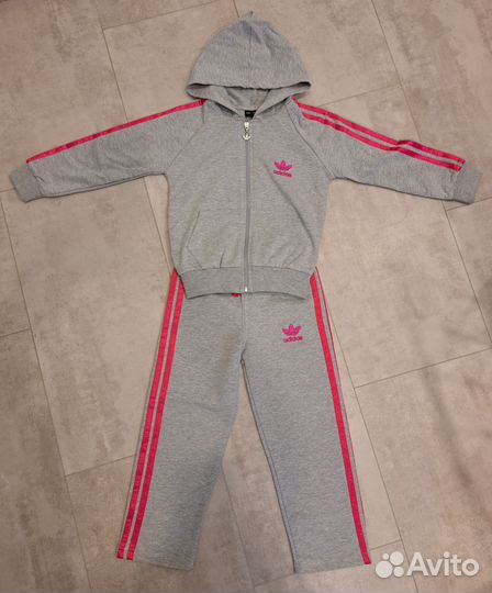 Новый спортивный костюм Adidas, 116