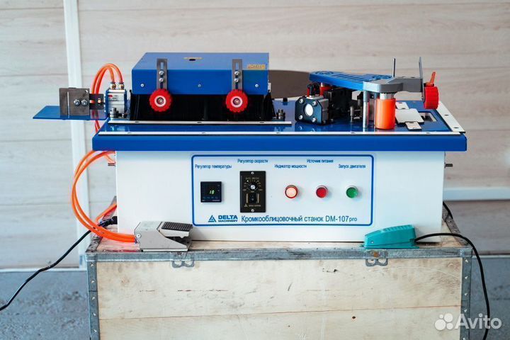 Кромкооблицовочный станок deltamachinery DM-107PRO