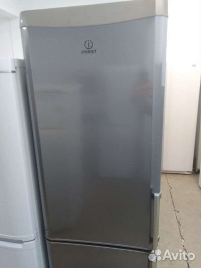 Холодильник б/у indesit 185 см