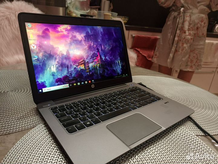 Профессиональный ноутбук HP
