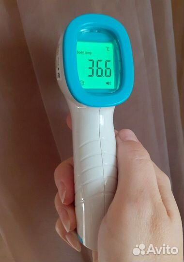 Термометр бесконтактный новый