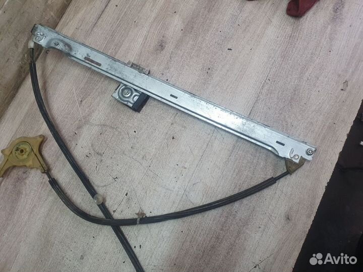 Стеклоподъемник передний левый Mercedes-Benz Vito