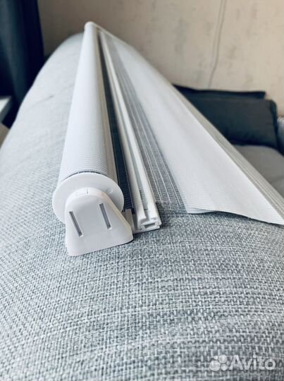 Новая рулонная штора «день ночь»