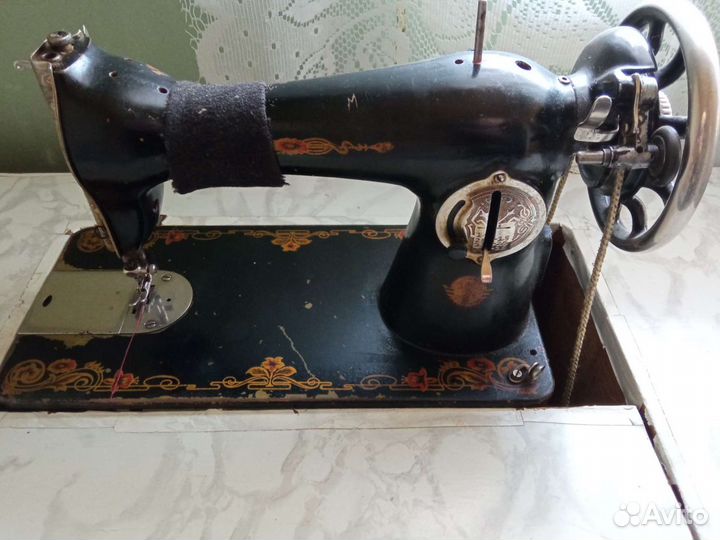 Швейная машина Подольск ножная