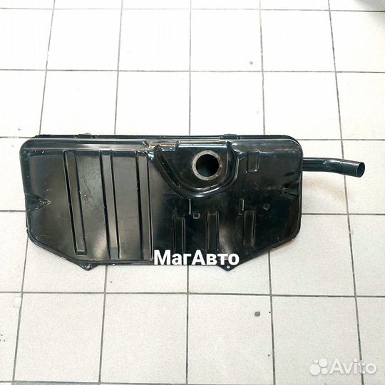 Топливный бак бензобак Нива 21214 инжектор