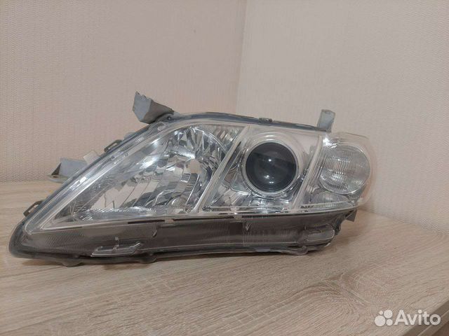 Фары ксенон Toyota Camry 40