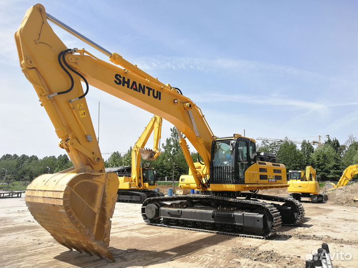Гусеничный экскаватор SHANTUI SE 550LC, 2023