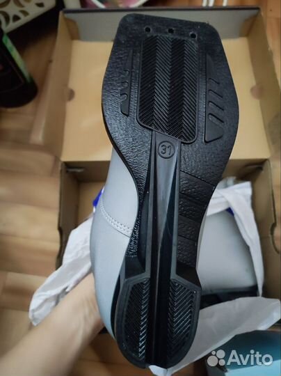 Лыжные ботинки