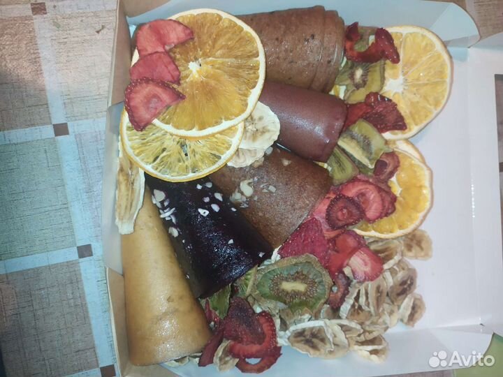 Подарочный набор фруктовой пастилы и фрипсов